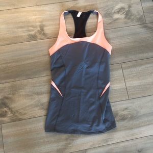 GapFit Racerback Workout Tank with Built In Bra- Size XS